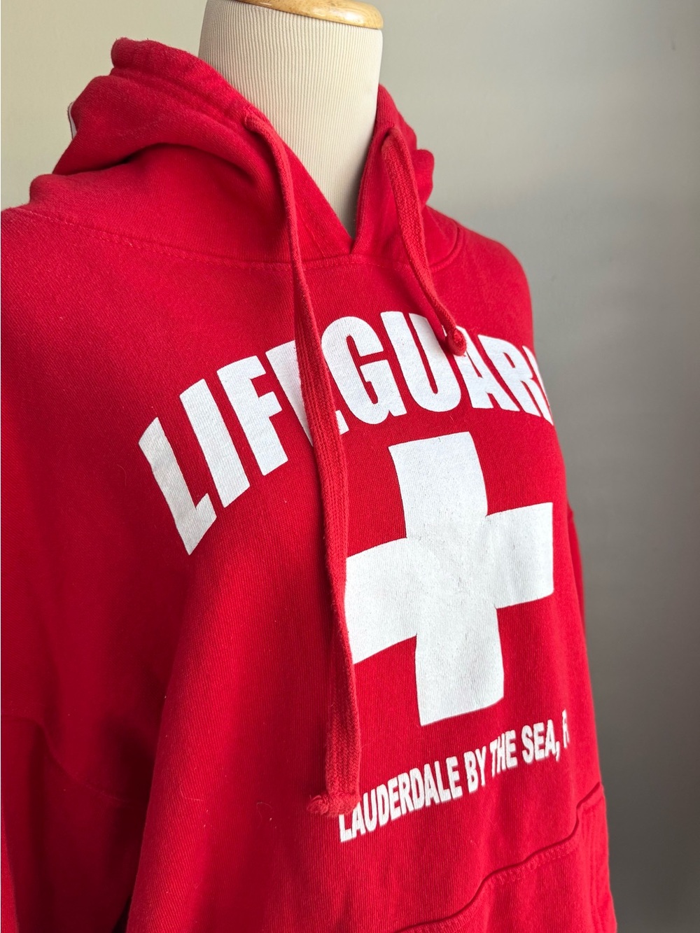Lifeguard Red Graphic Hoodie Sweatshirt - large - Picture 7 of 8